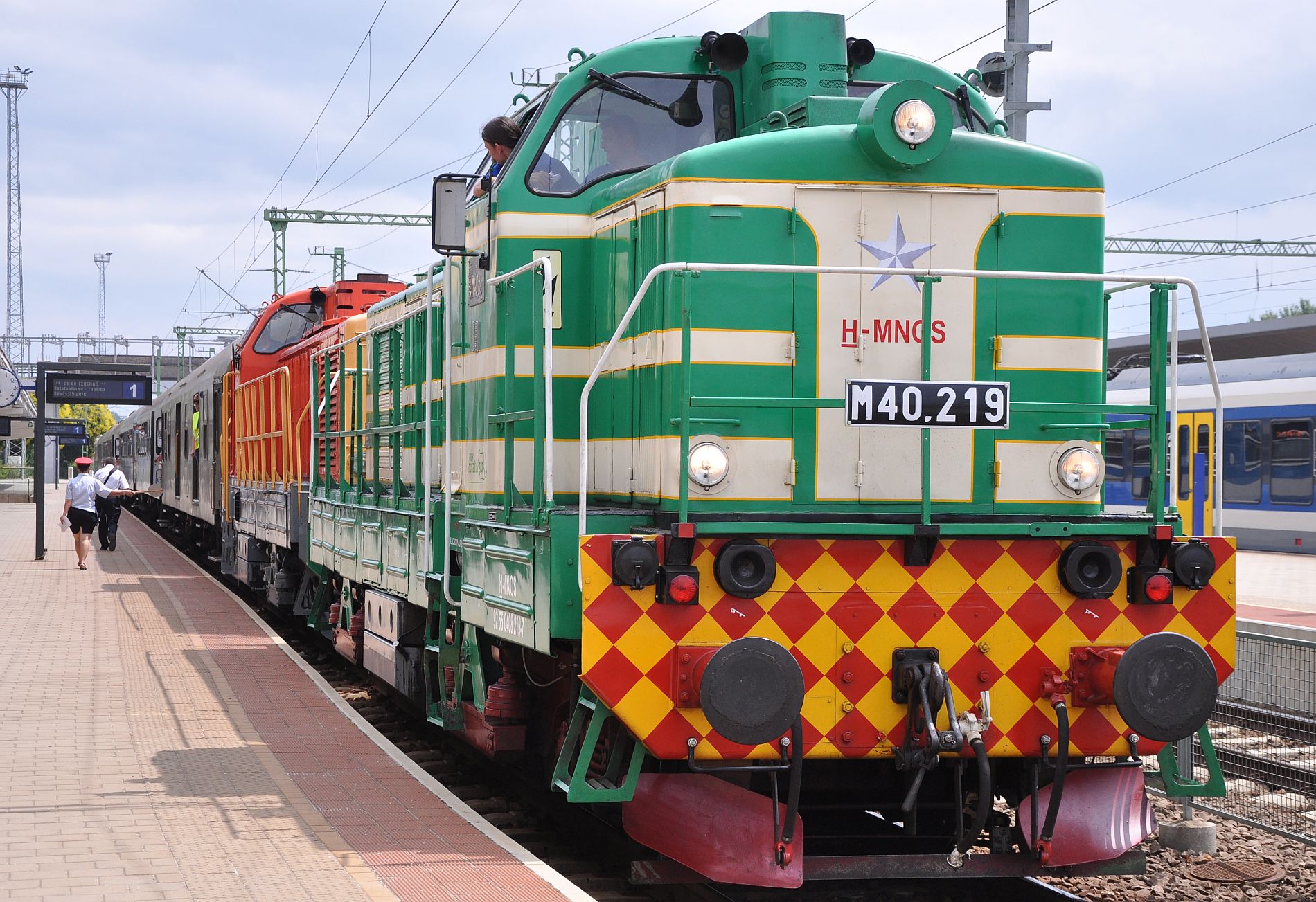 Retro mozdonyok hétvégéje a székesfehérvári vasútállomáson